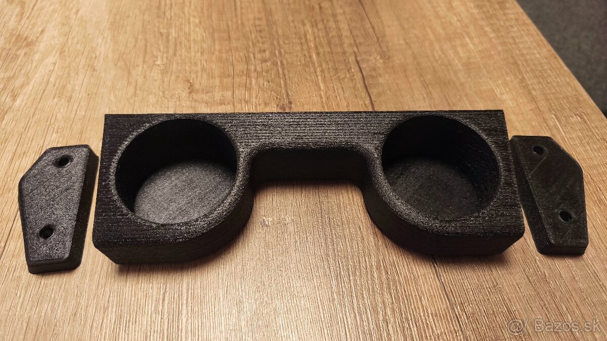 Držiak na plechovky 250ml do audi a3 8P