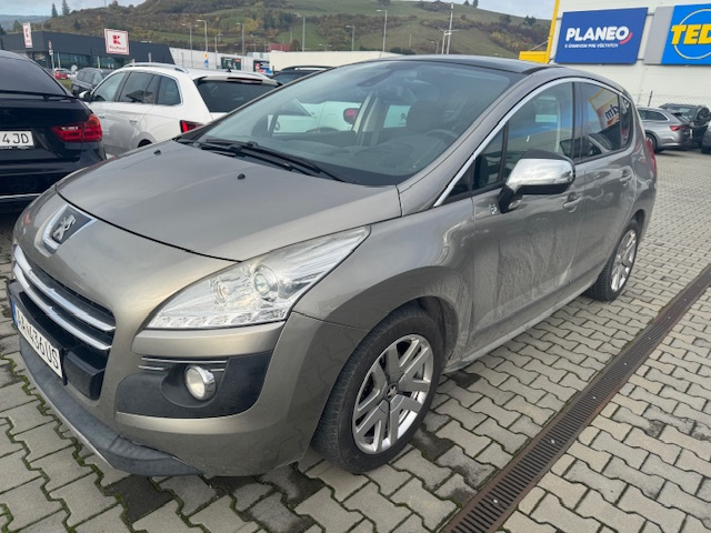 Peugeot 3008 HYbrid AKONTACIA OD 0%