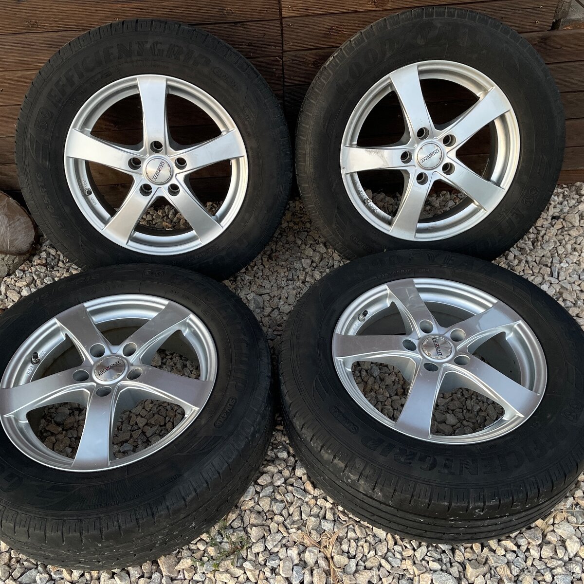 hliníkove disky DEZENT 5x114,3 r16