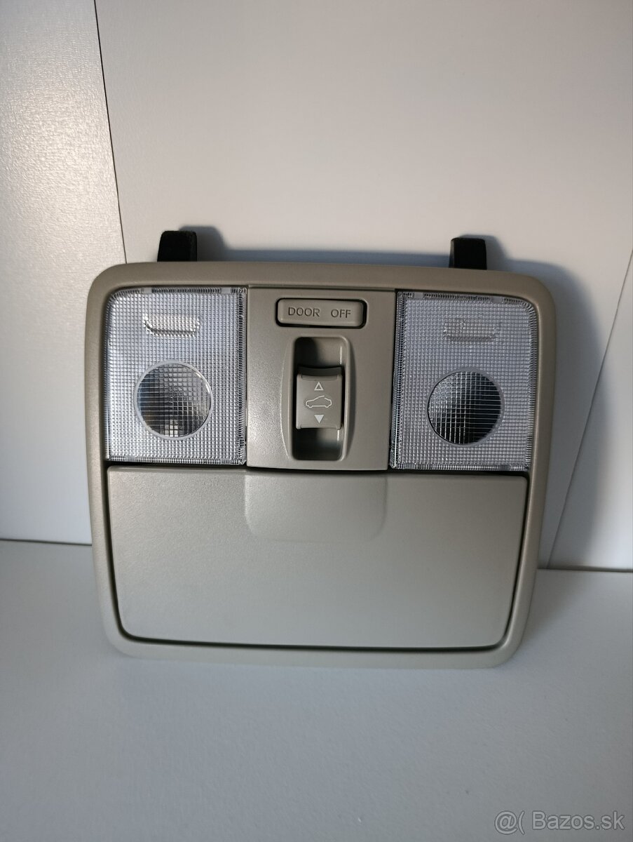 Stropné svietlo Kia