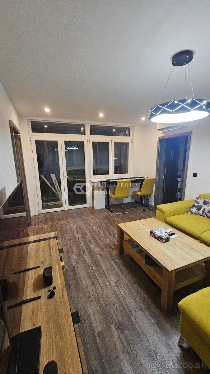 N O V I N K A - 3 IZBOVÝ BYT PO REKONŠTRUKCII KOŠICE TERASA