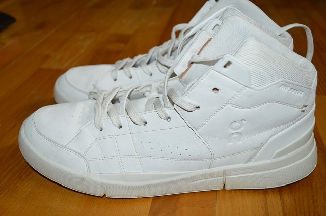 predam krasne topanky On The Cloud