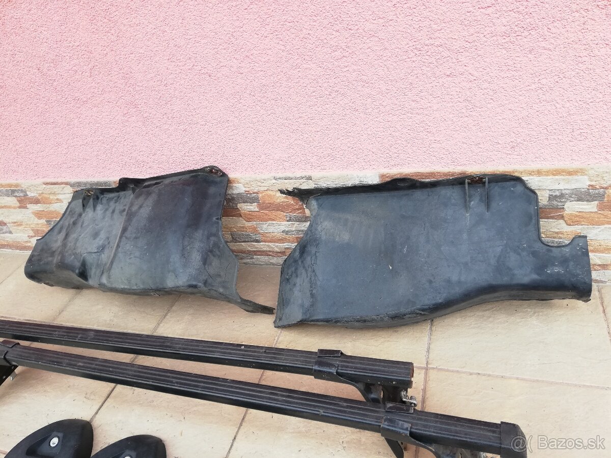 Kryt motora Oktavia 1