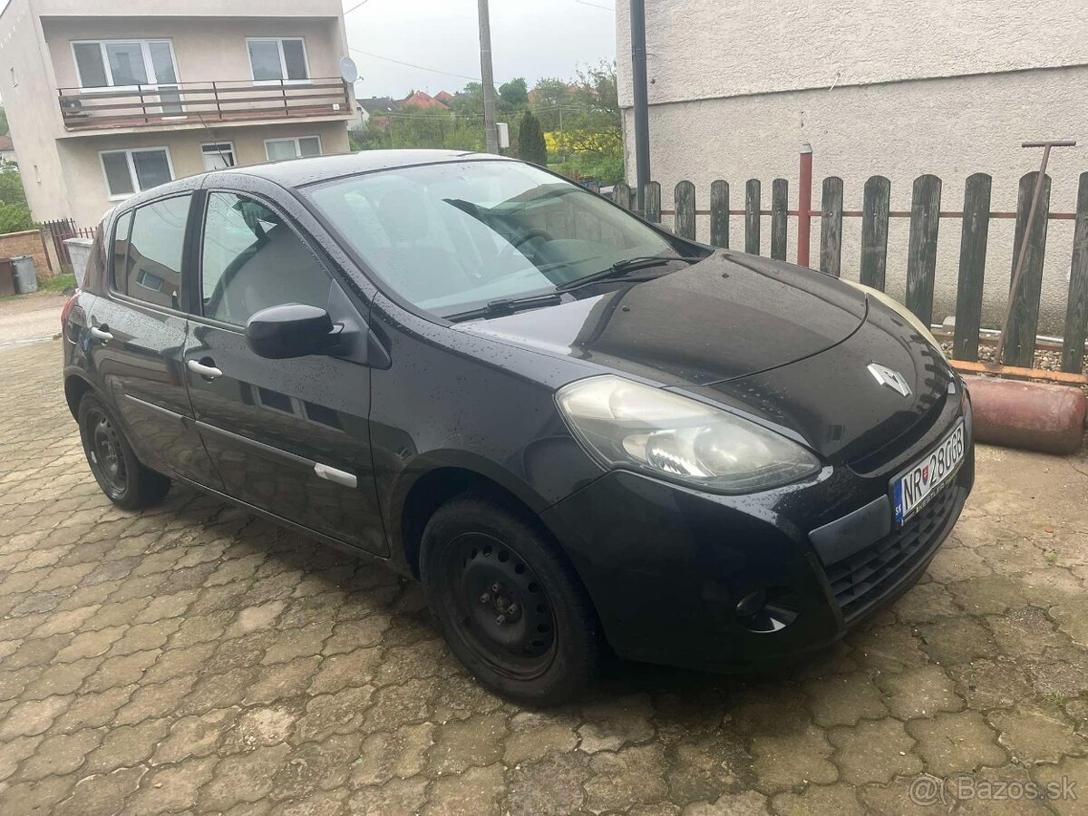 Renault Clio 1.2 benzín 55 KW