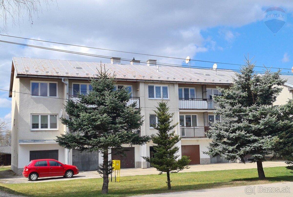 REZERVOVANÉ - Predaj 4-izbového bytu s balkónom v Podkoreňov