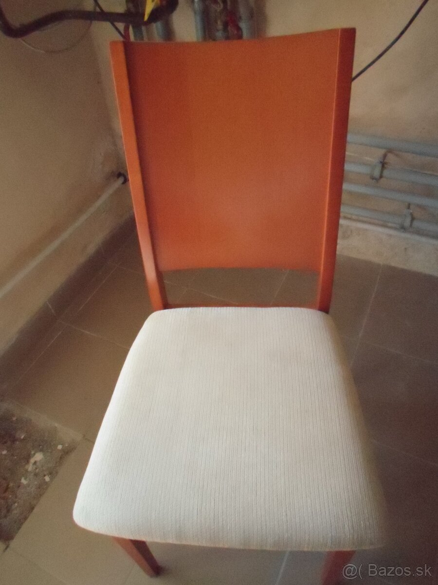 Predám kvalitné stoličky kupovane v Decodome