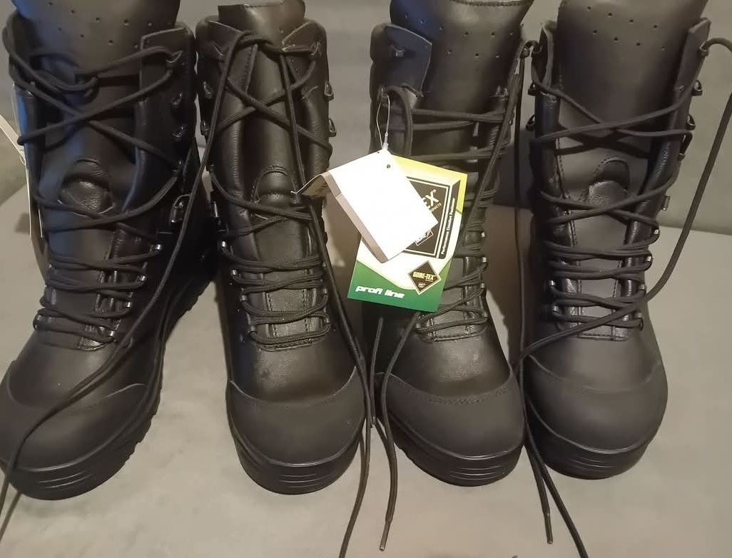 Zosilnené Goretexy celokožene 48/47/46/45/44