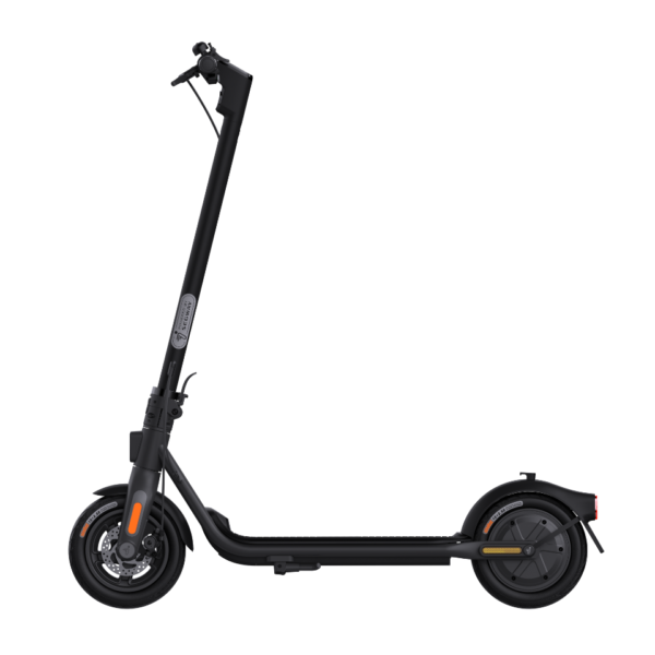 Ninebot Kickscooter F2 by Segway