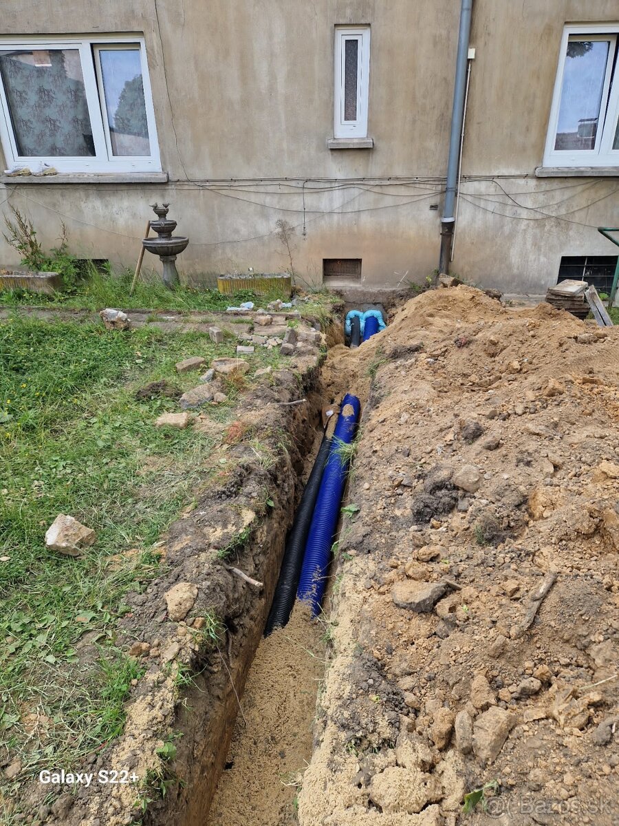 2x Pomocnik ( tepelné čerpadlá)