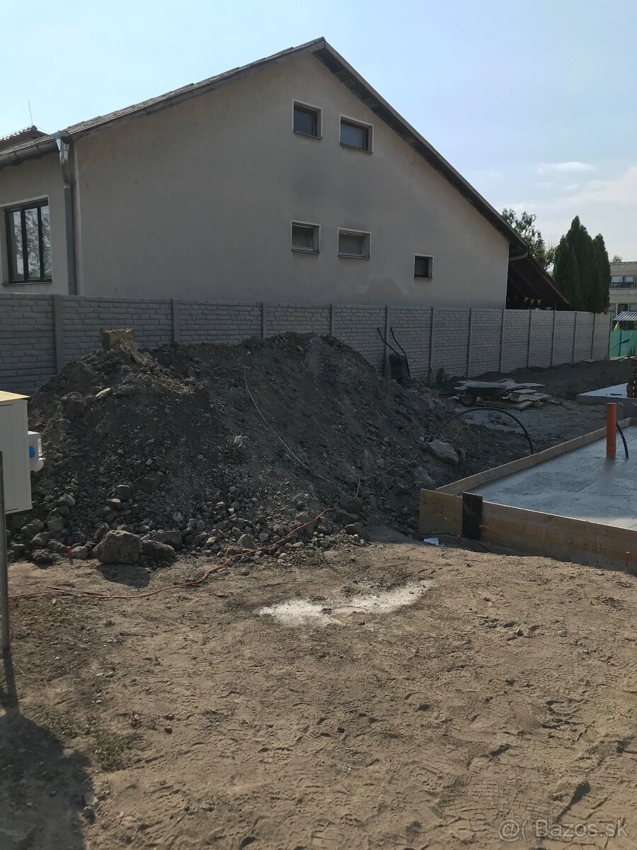 Darujem zeminu