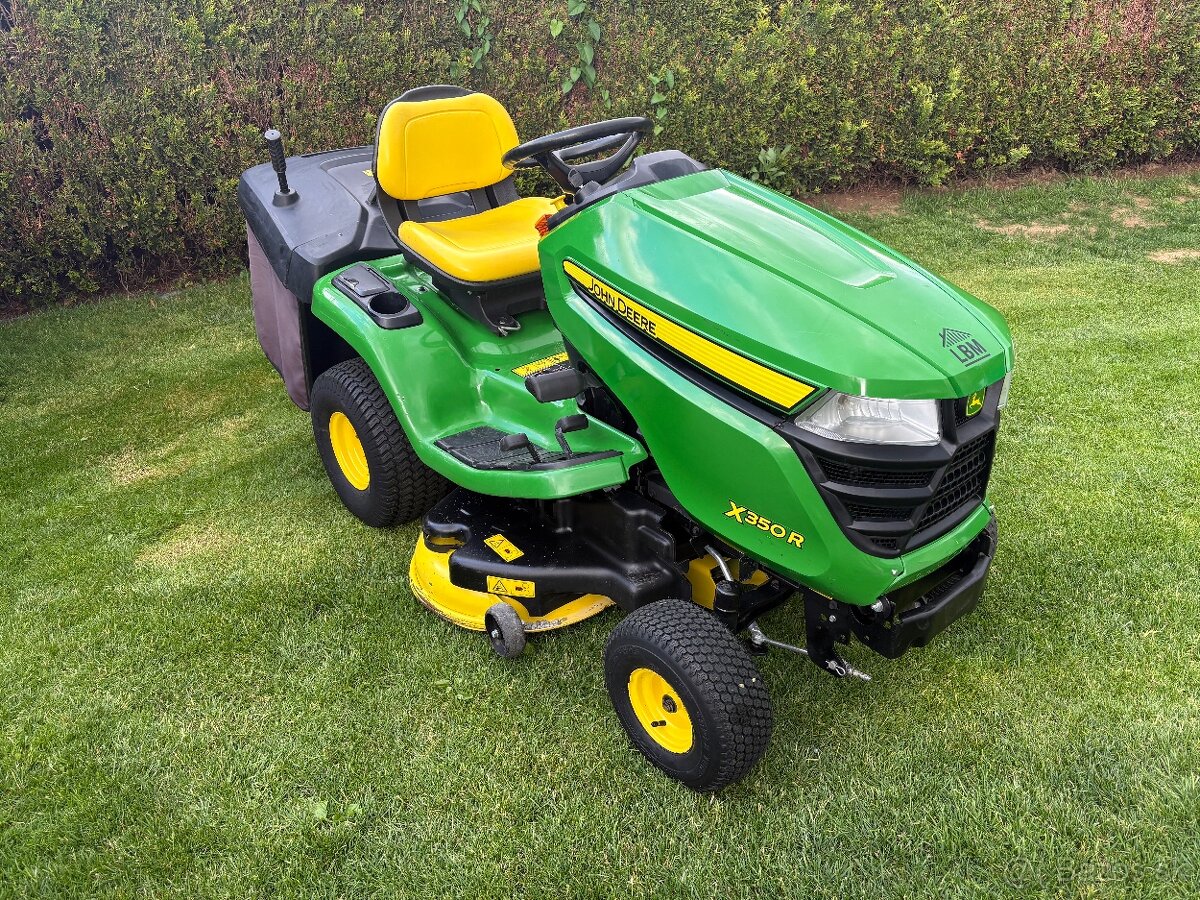 Traktorova Kosačka John deere