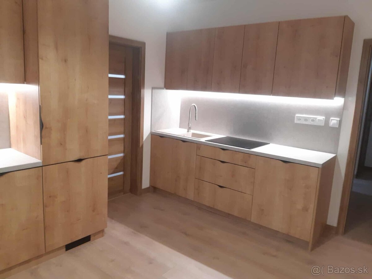 Prenájom izby za 350 eur v Centre mesta