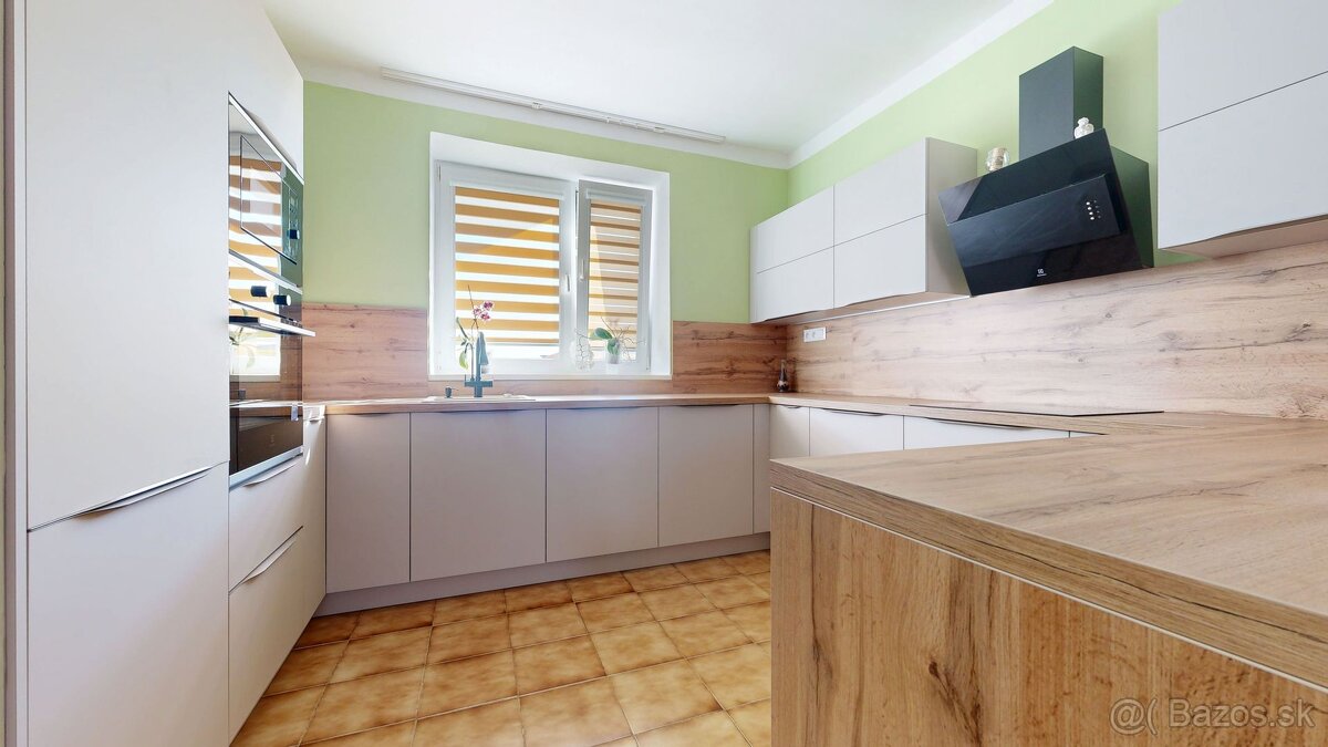 Rodinný dom v Bielom Kostole – 4 spálne, garáž, krásna záhra