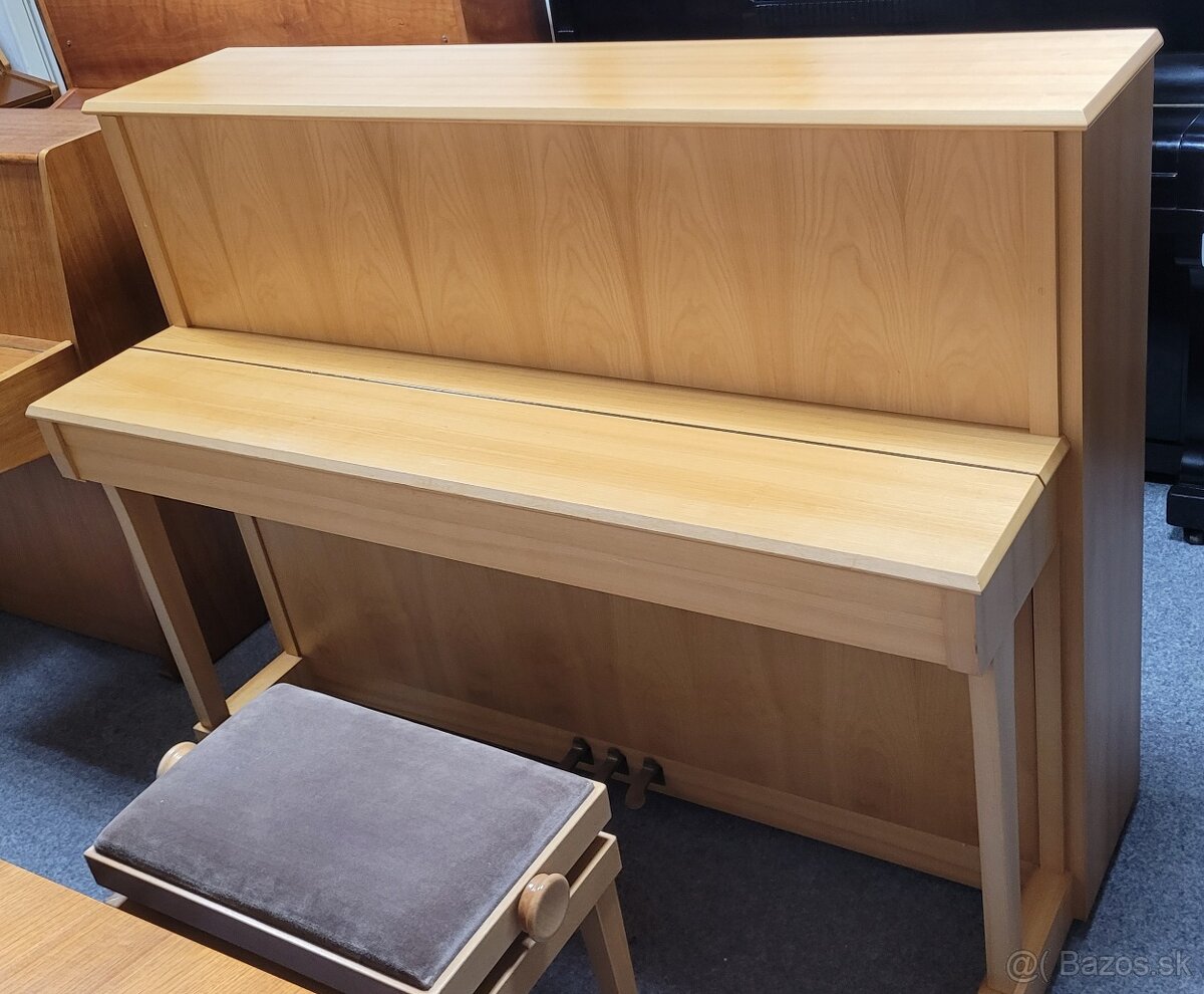 Klavir - pianino Uebel & Lechleiter