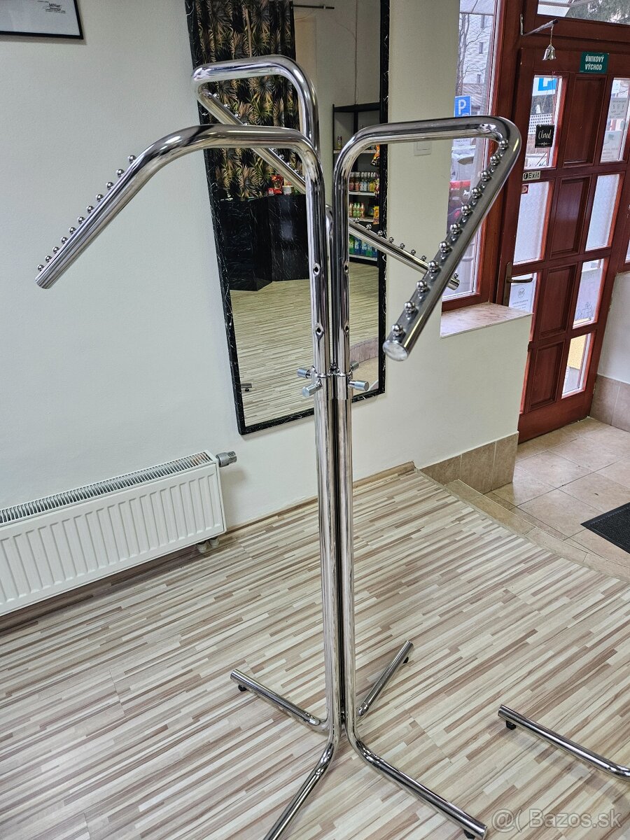 Štender / Stojan