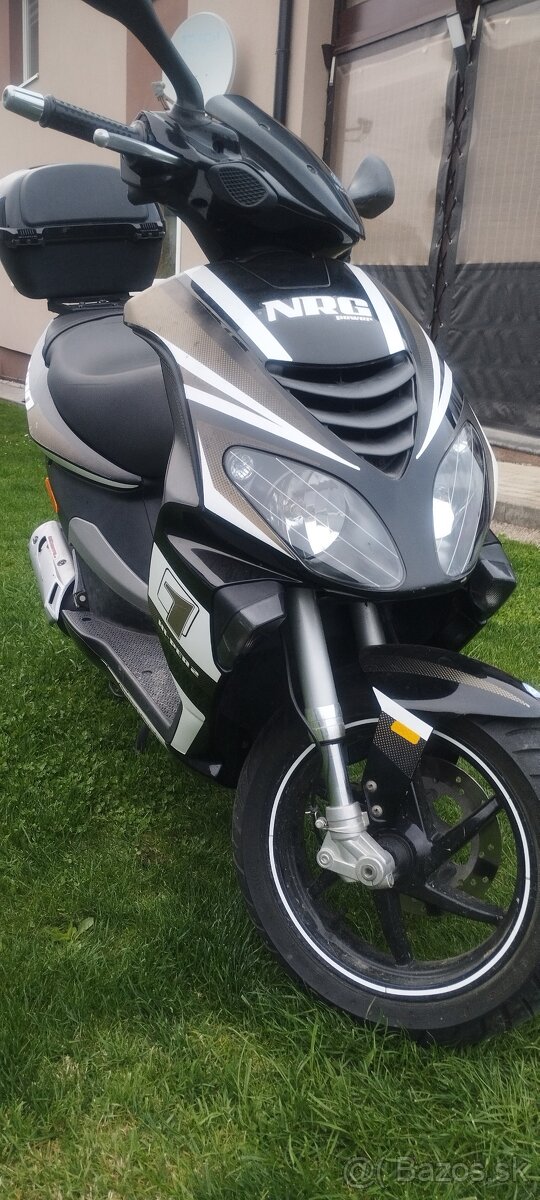 Piaggio Power NRG