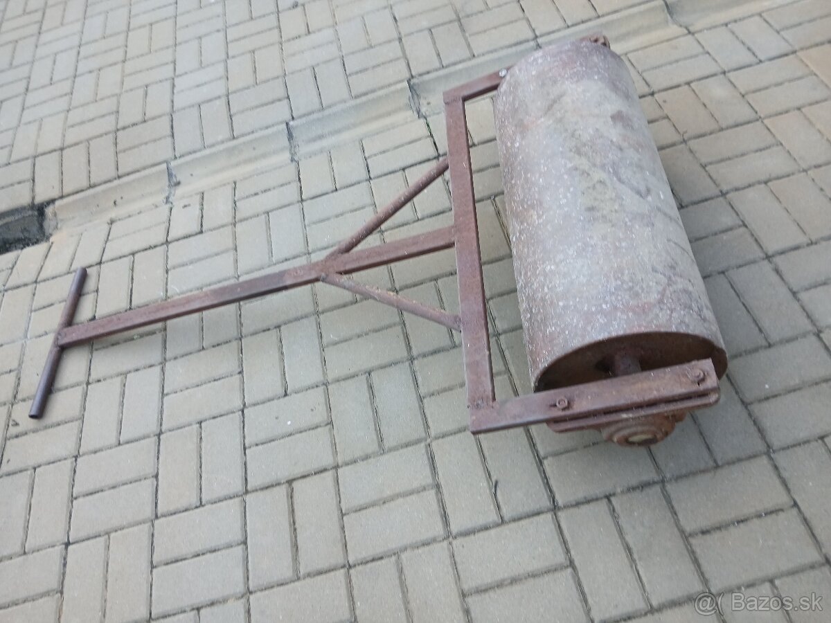 Záhradný valec