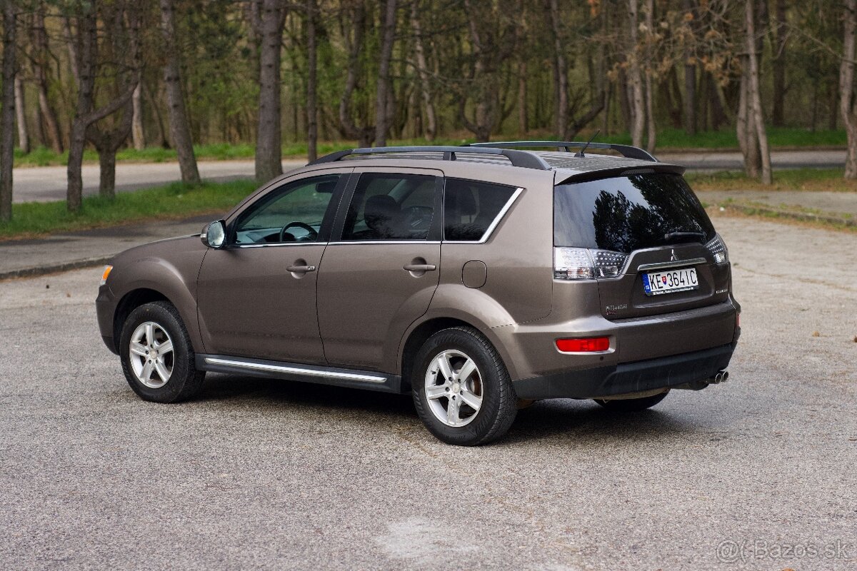 Mitsubishi Outlander 2.2 DI-D, diesel, 4x4, 7.miestne