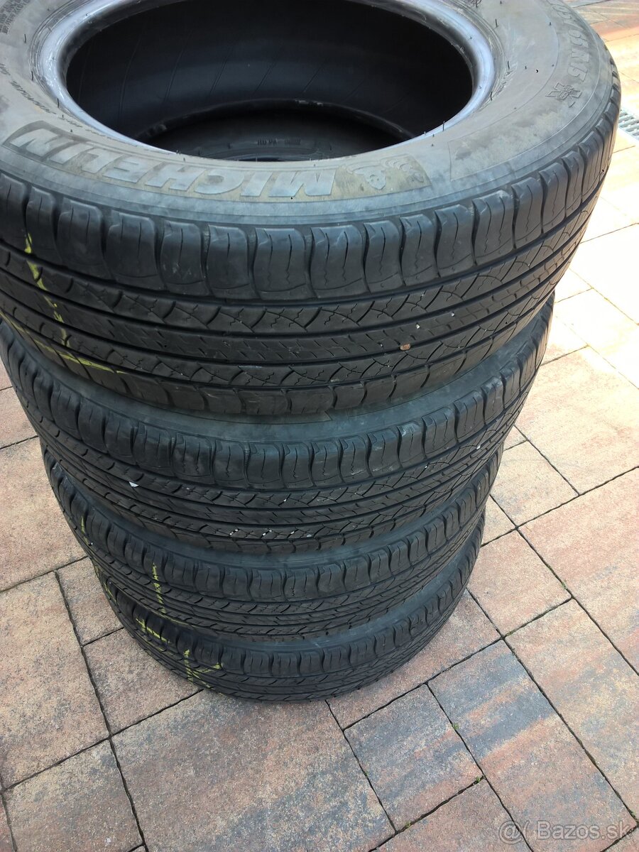 4 ks LETNÉ 205/65 R15 94T MICHELIN cca 6-7mm LEN 69,99€/sada