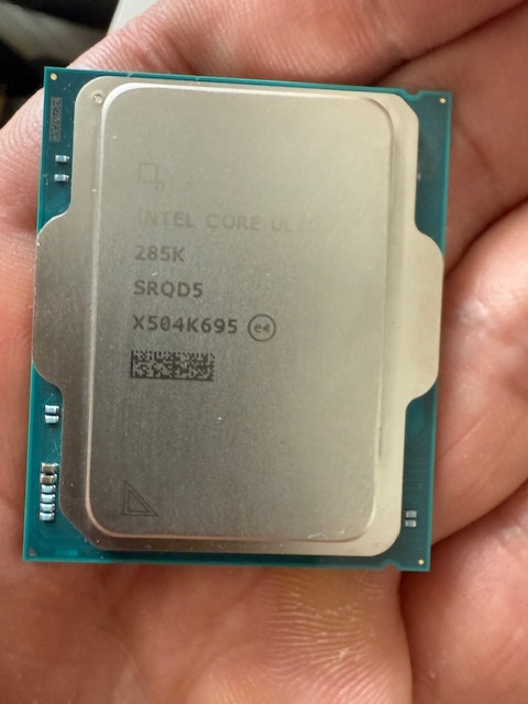 intel ultra 9 285k