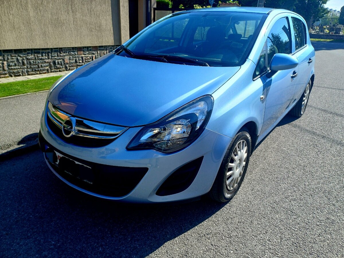 Opel Corsa 1.2 16V 63kw 2014 Garážované po 1.Majiteľke
