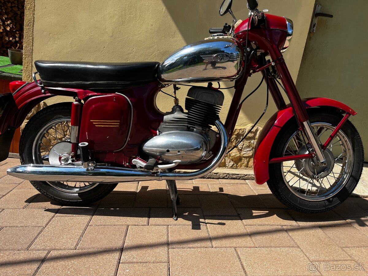 Jawa 250/559
