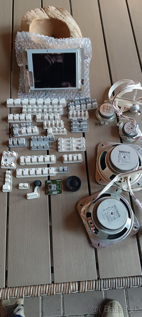 Yamha PSR S710 náhradné diely