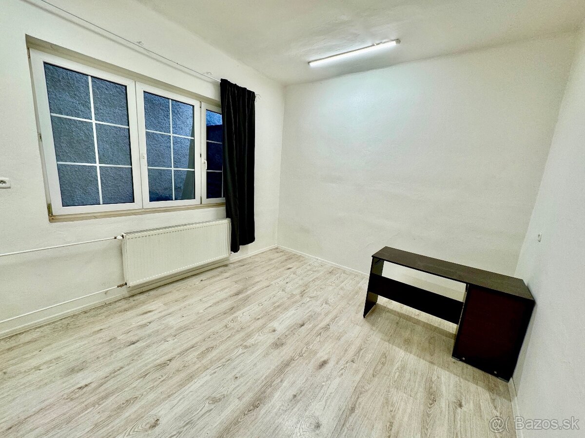 Priestor s umývadlom - 20 m2 - pri Auparku