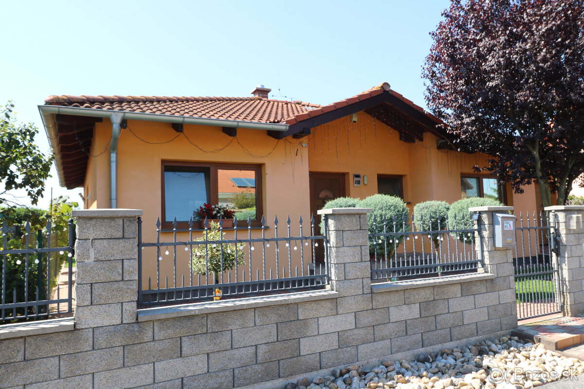 Predaj samostatne stojacieho rodinného domu, Hviezdoslavov