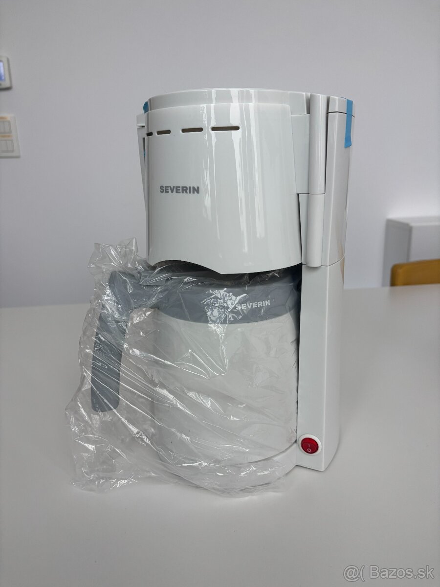 Kávovar s Termoskou značky Severin - položka 82