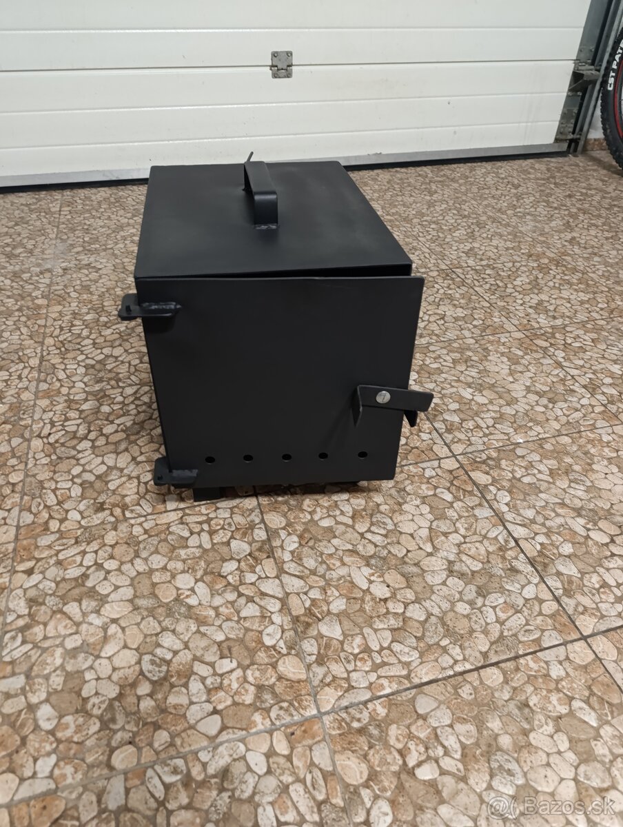 Udiareň,kovové ohnisko