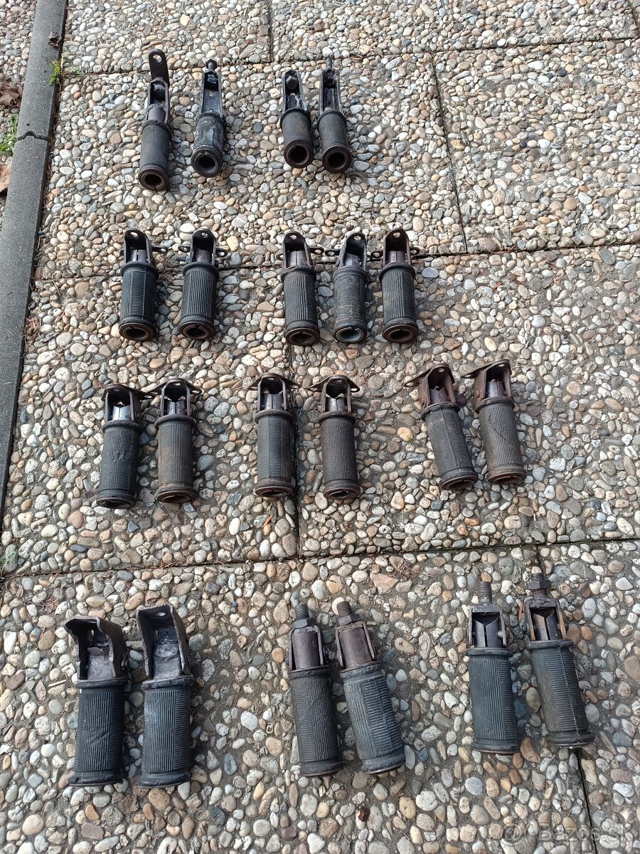 Stupačky spolujezdce - Jawa ČZ