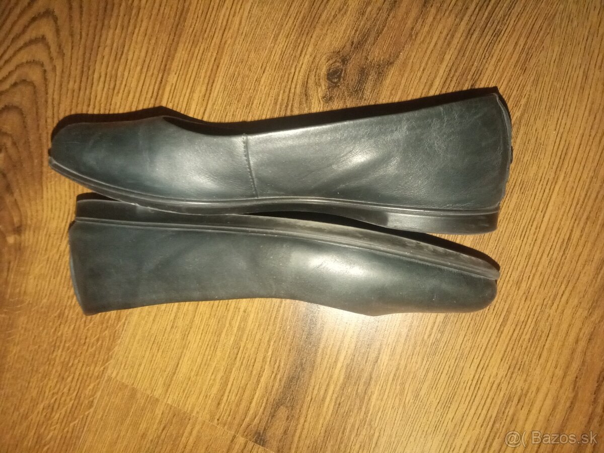 Kožené baleríny ECCO veľ. 37