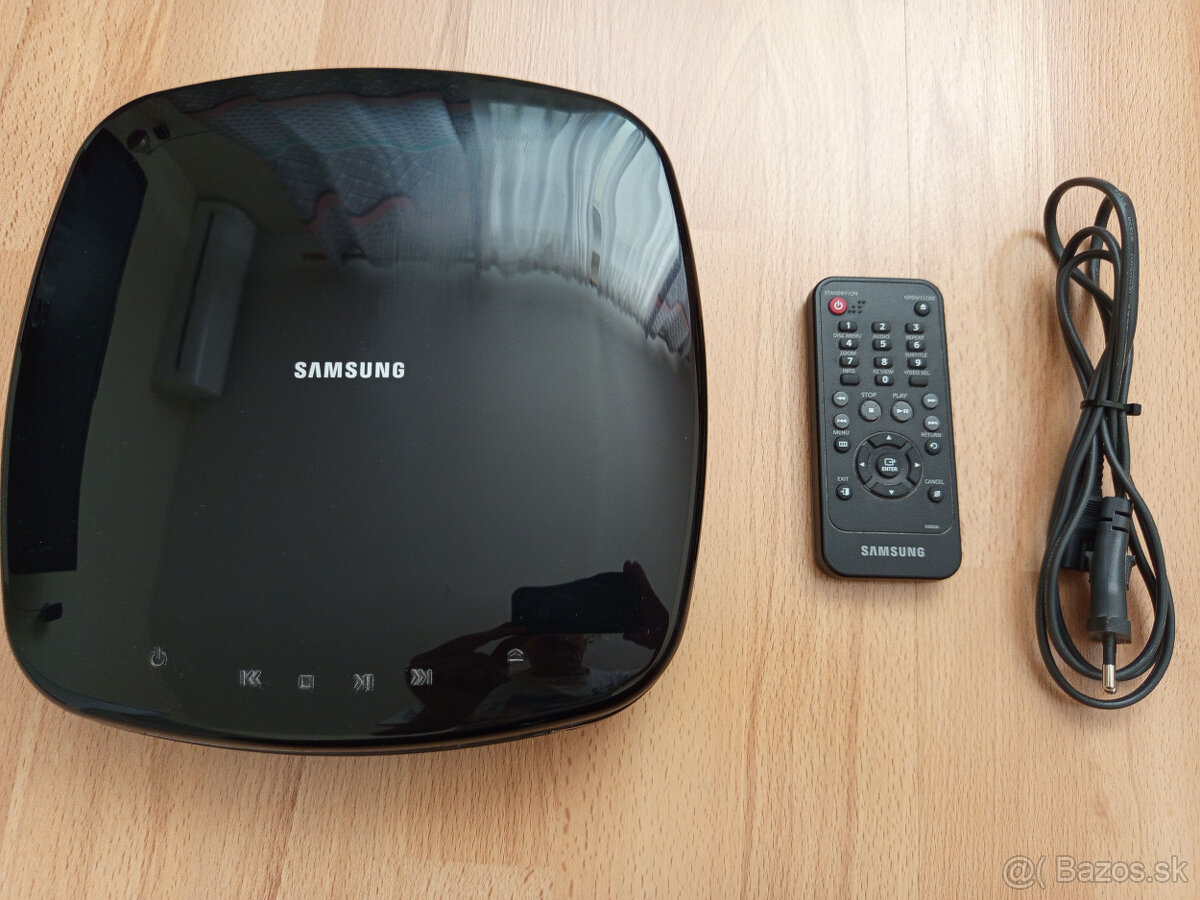 Predám špičkový prehrávač DVD Samsung F1080