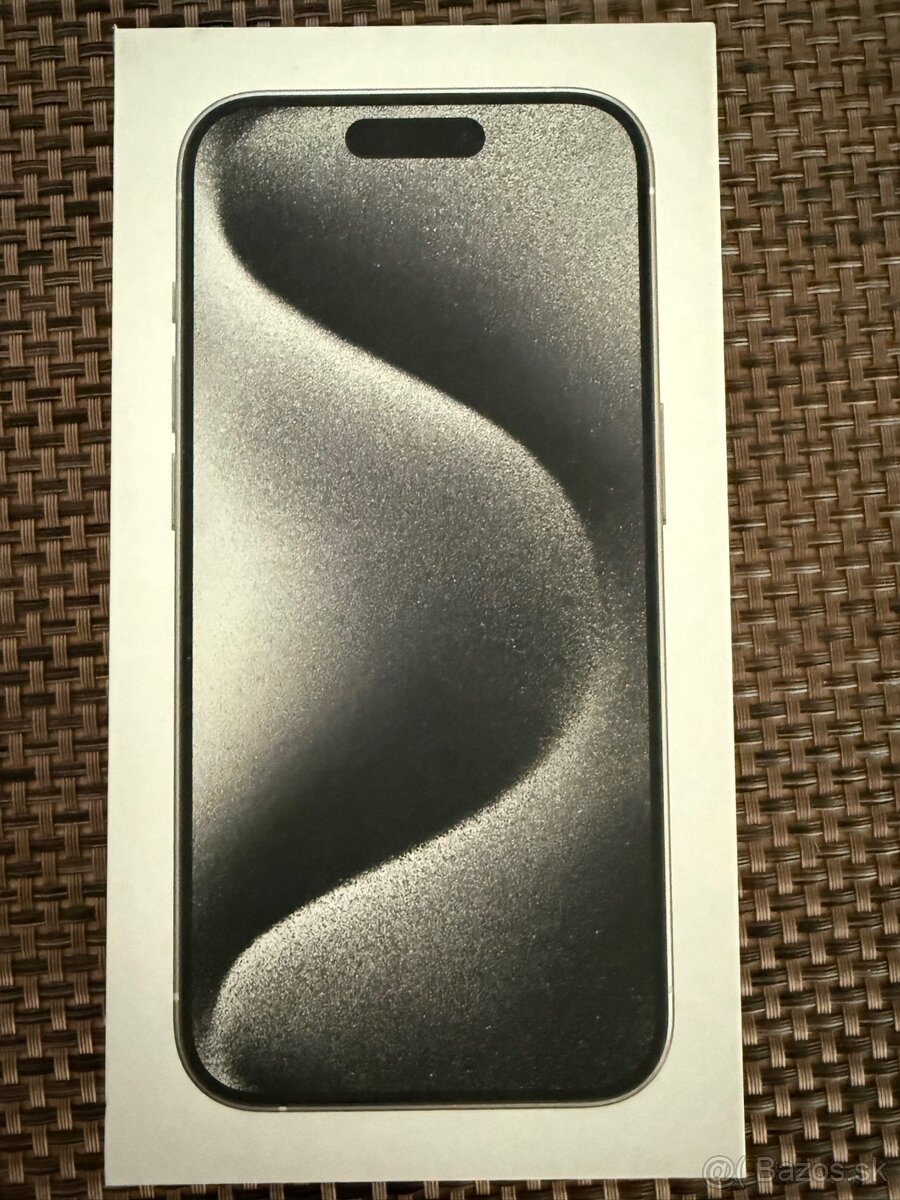 ⸻ iPhone 15 Pro 256 GB White Titanium