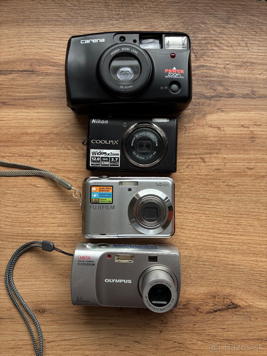 Digitálne fotoaparáty/analóg