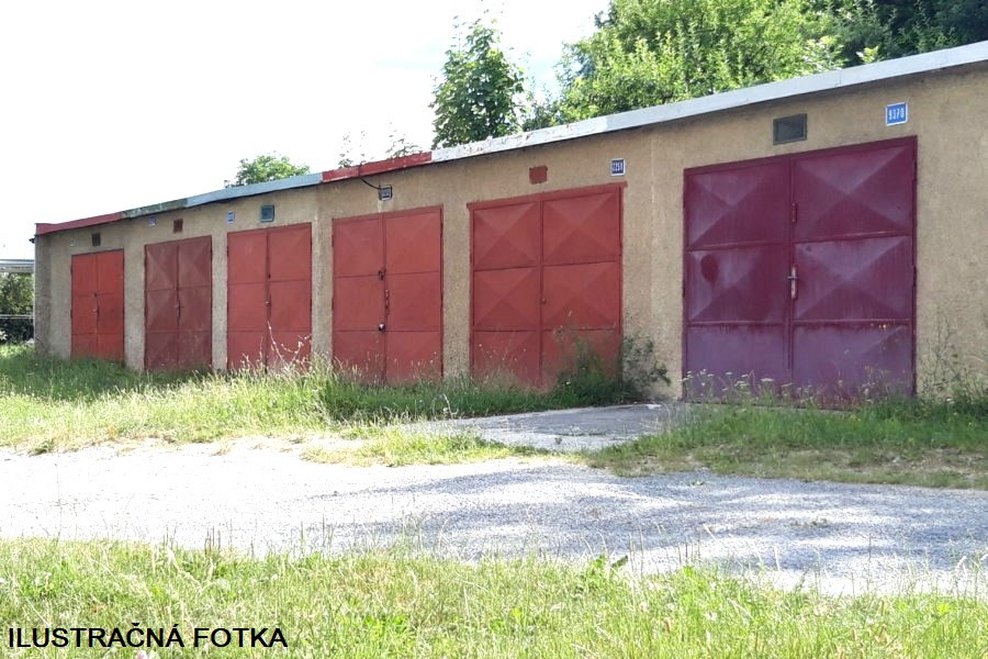 PRIPRAVUJEME NA PREDAJ GARÁŽ S ELEKTRIKOU - POPRAD, ZÁPAD