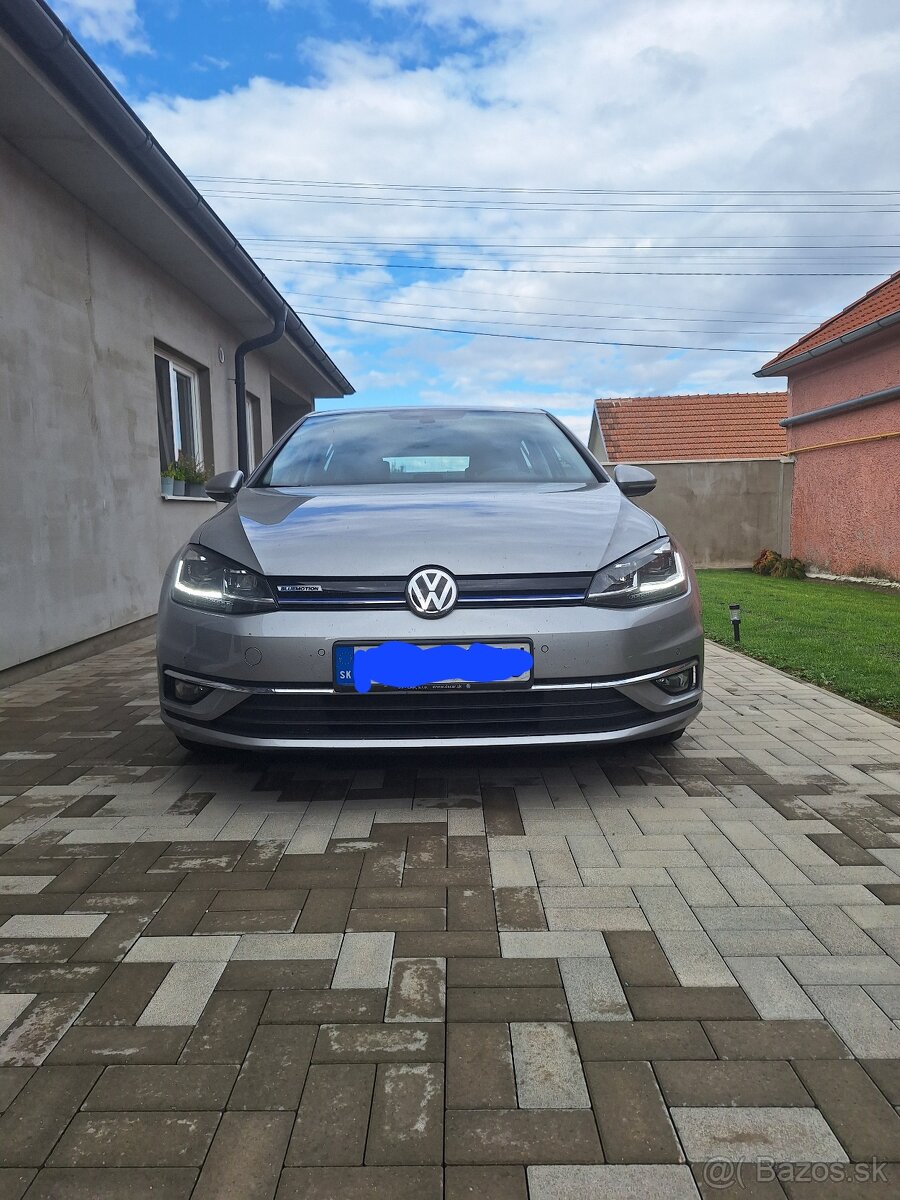 Volkswagen Golf VII 7 1.5 Tsi