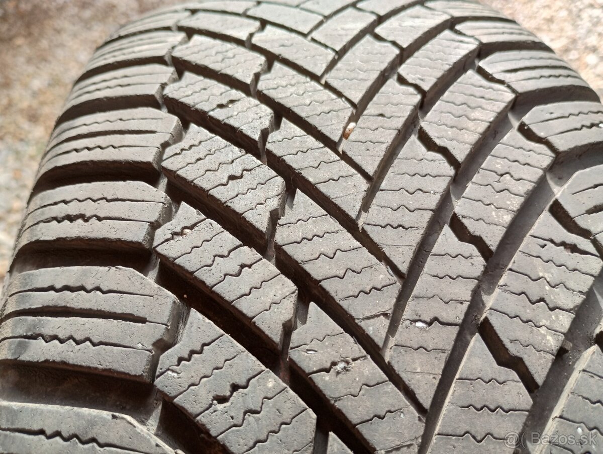 Predam 4ks pneu 205/55/r16 zimne 91H Continental