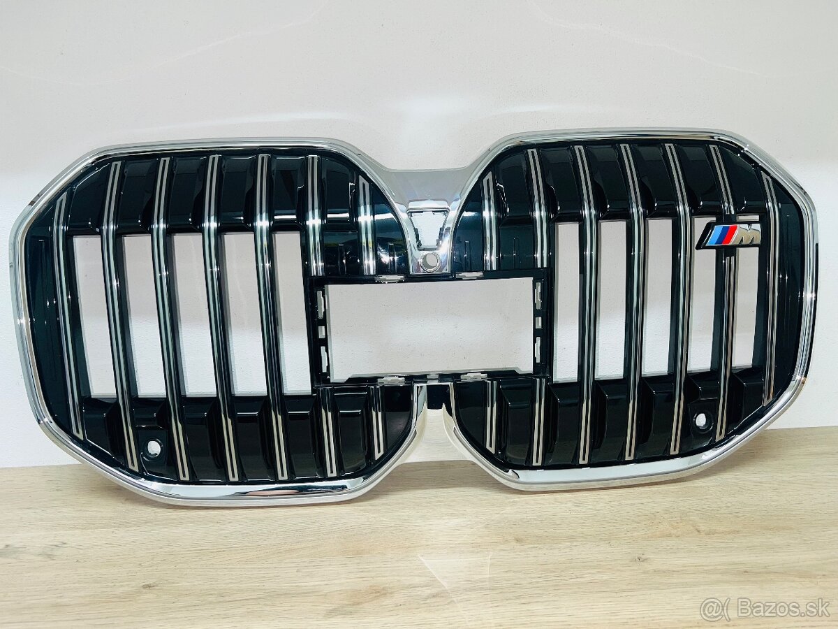 BMW i7 G70 Iconic Glow Ledvinky ledviny