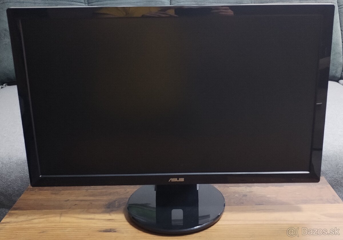 Predam monitor ASUS 24" VE247