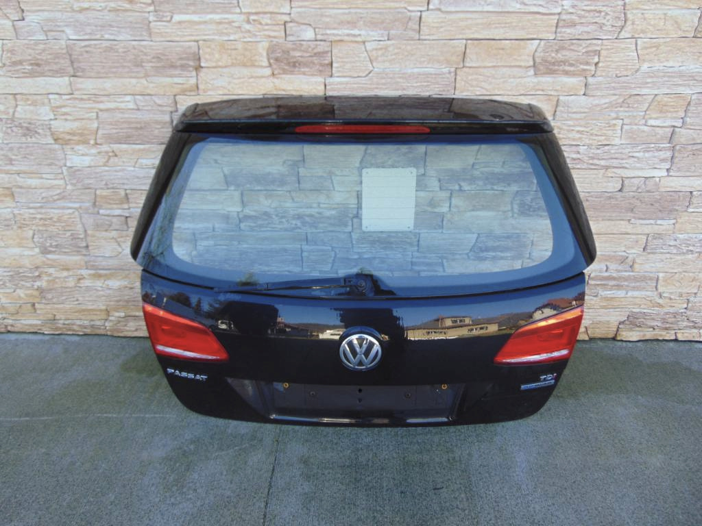 VW PASSAT B7 kombi 10-15 kufrove dvere