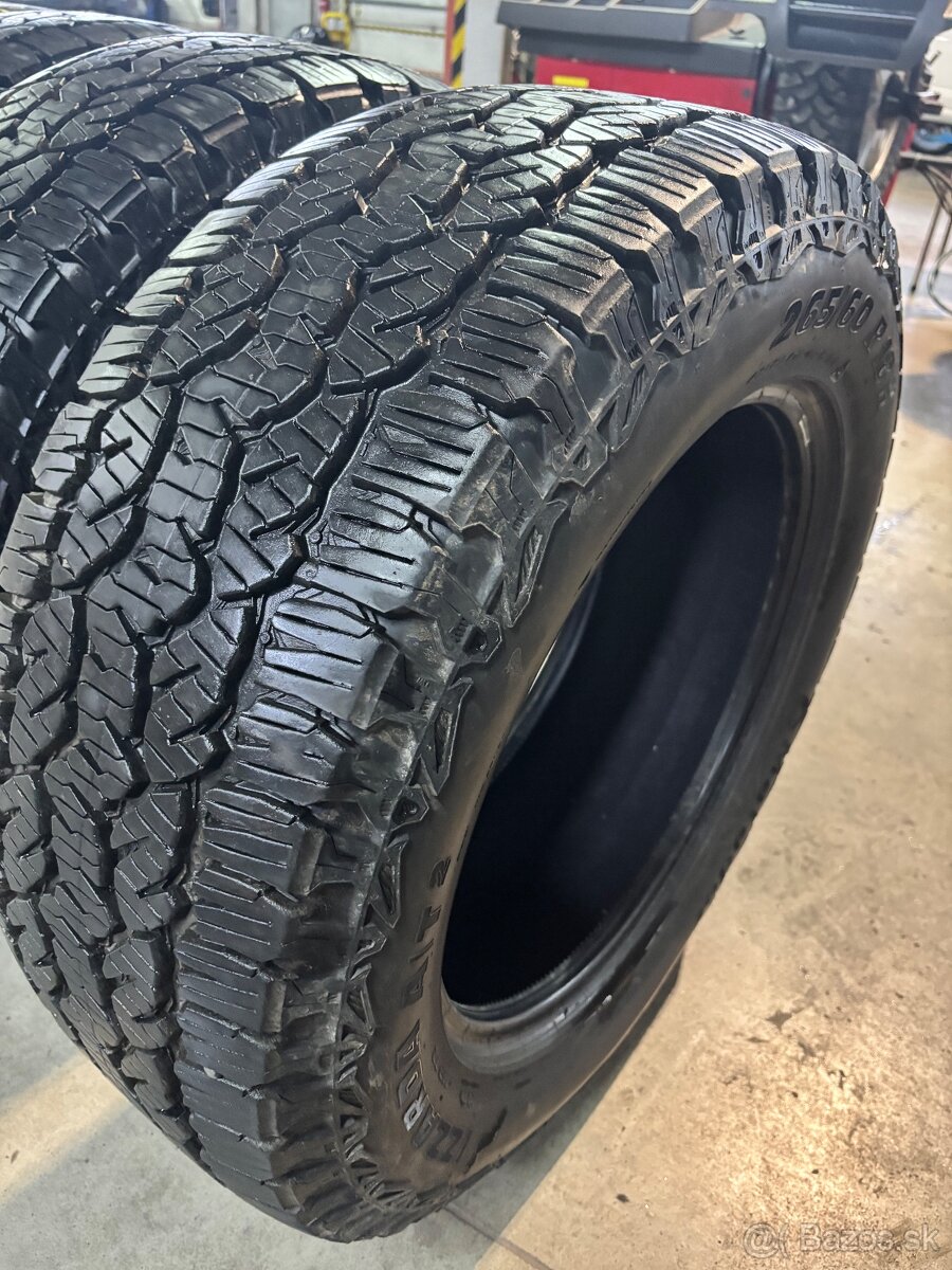 Pneu 265/60R18 A/T