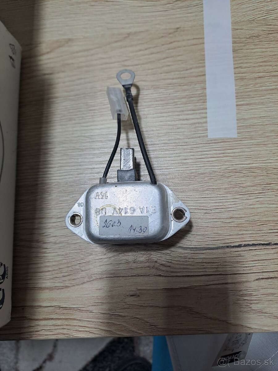 Regulátor, regler Felícia uhlíky