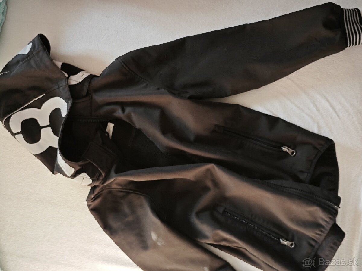 Softshellová bunda s odopínateľnou kapucňou, 134/8-9 rokov