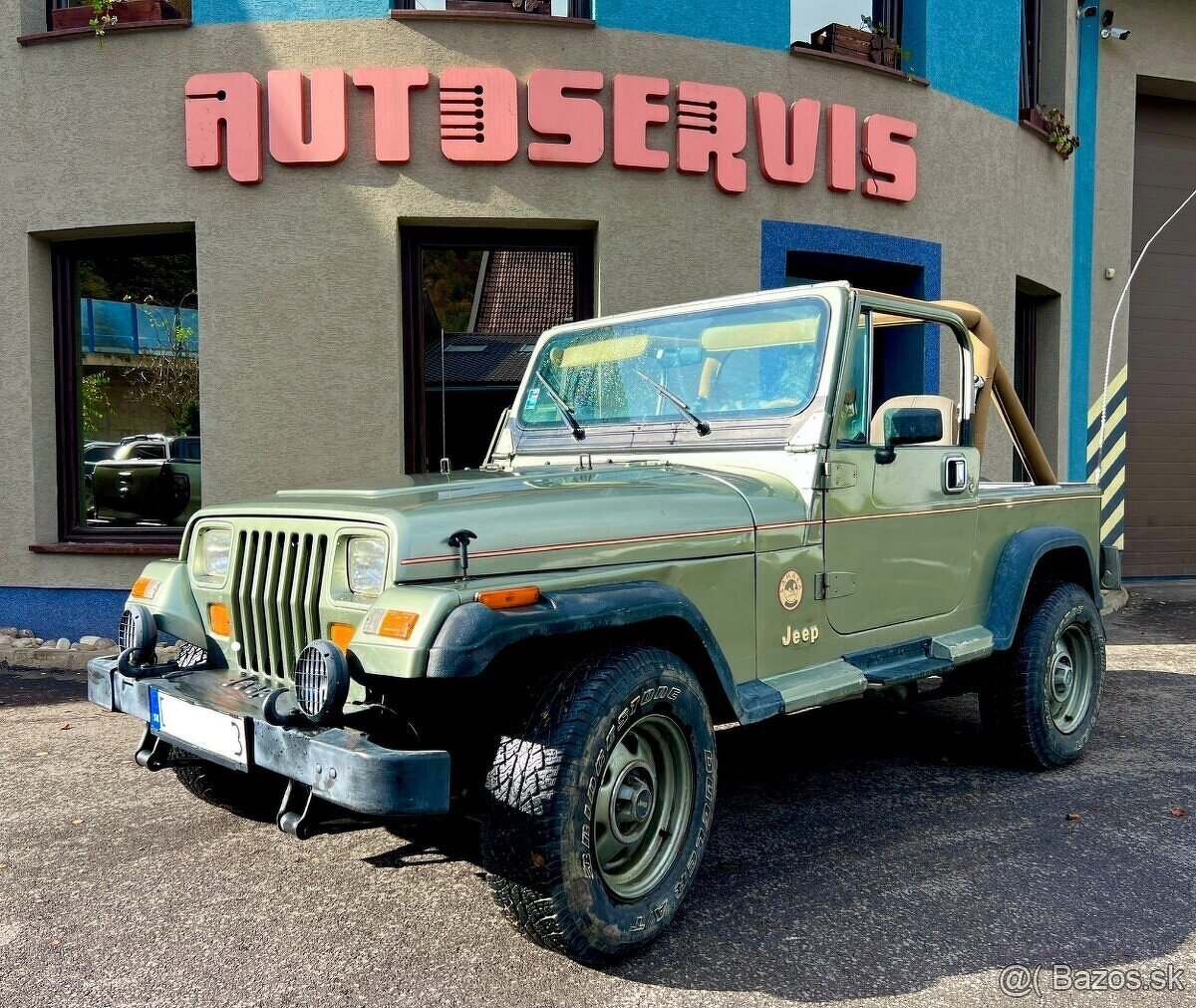 Jeep Wrangler 4.0 Sport Safari