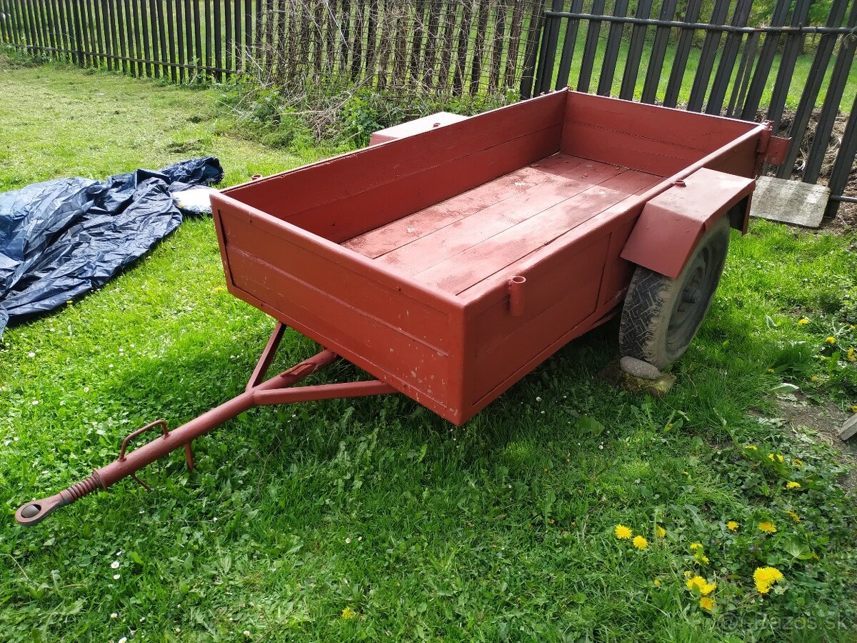 Vlecka za traktor