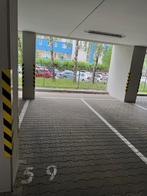 Prenajom krytého Garážového státia Hliny Žilina