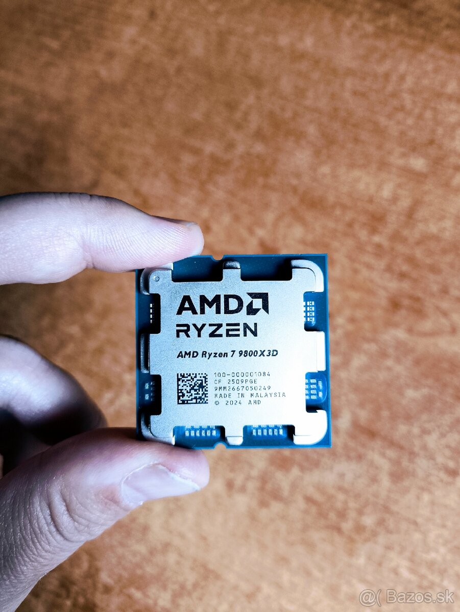 AMD Ryzen 7 9800X3D