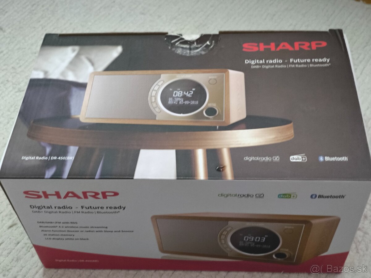 Malé rádio Sharp